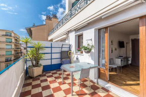 Studio with large terrace sea view 4th floor